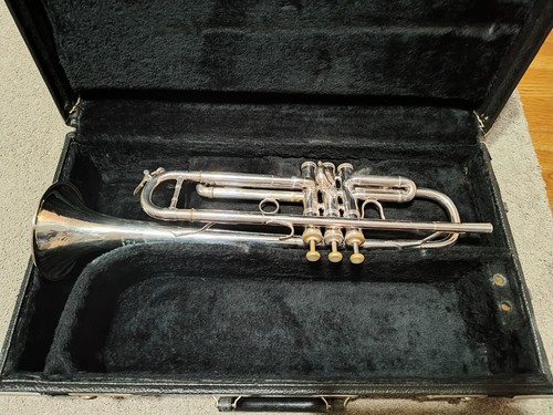 Benge trumpet with - benge,