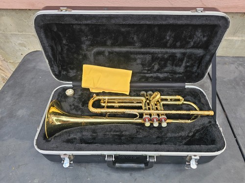 Conn director trumpet 18b - trumpet, with